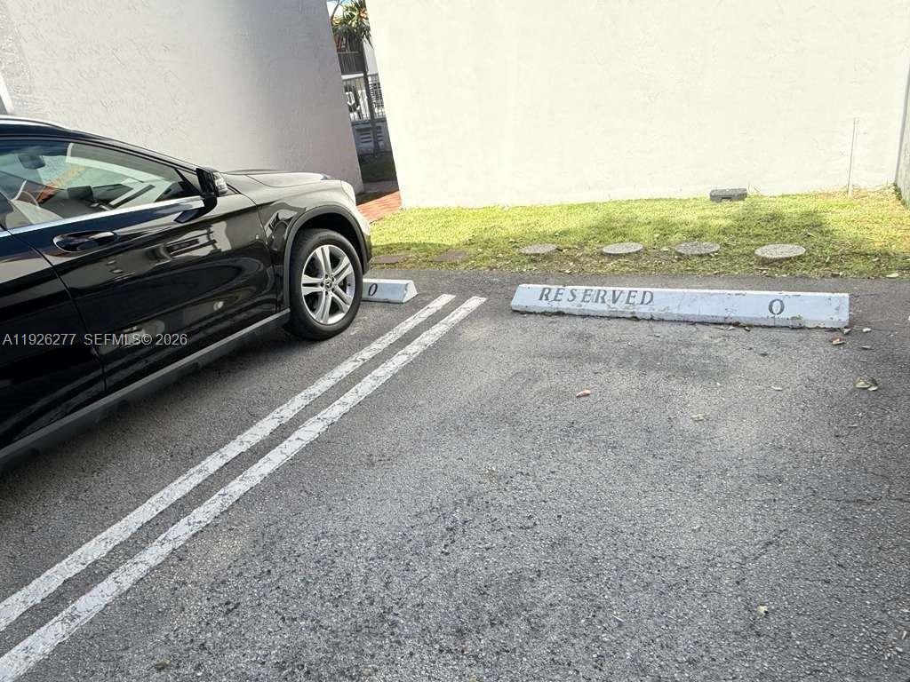 1990 Brickell Ave # O