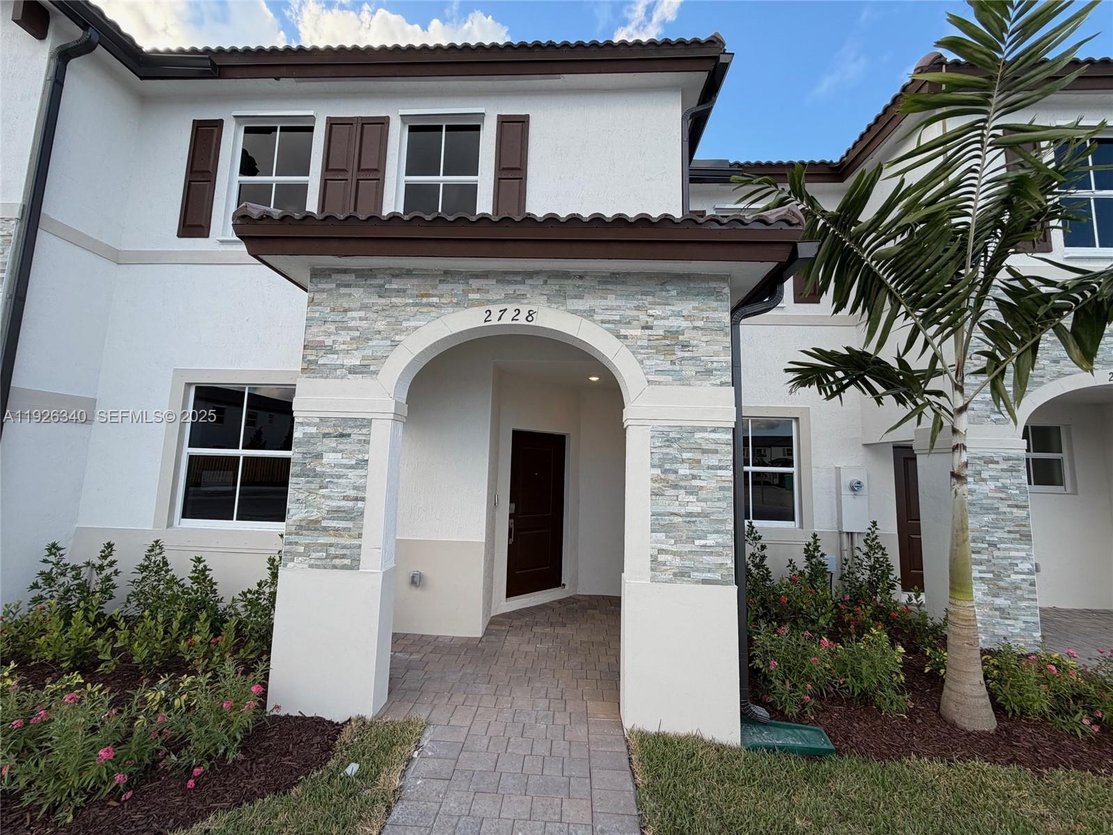 2728 SE 26 AVE # 2728