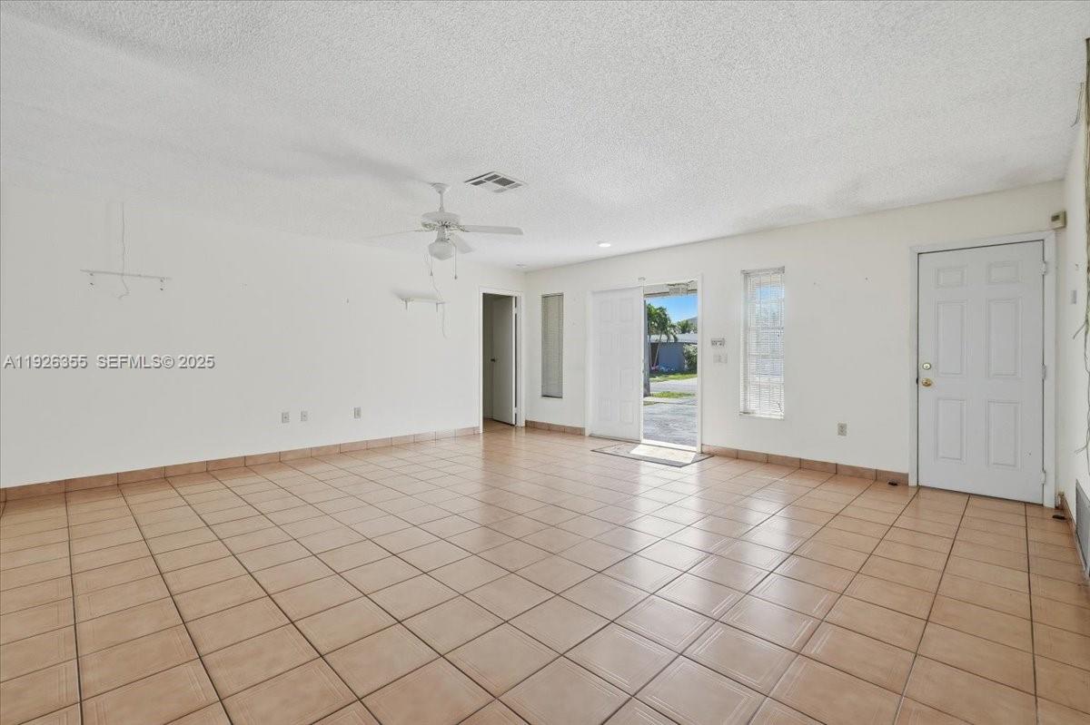 11711 NW 29th St