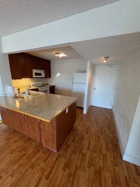 130 S Shore Dr # 6D