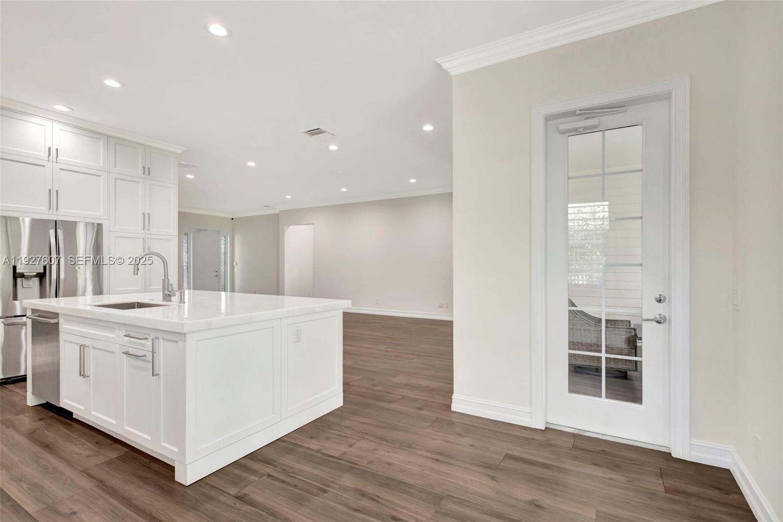 3450 W Mallory Blvd