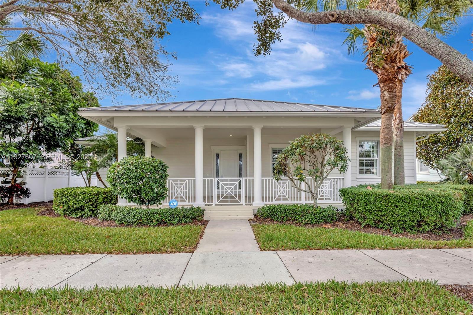 3450 W Mallory Blvd