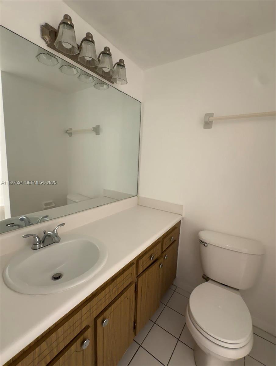 1595 NE 135th St # 334