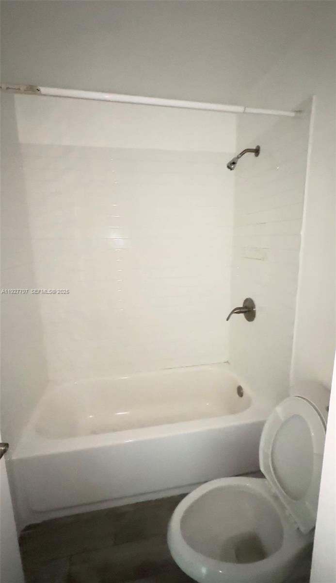 1595 NE 135th St # 427