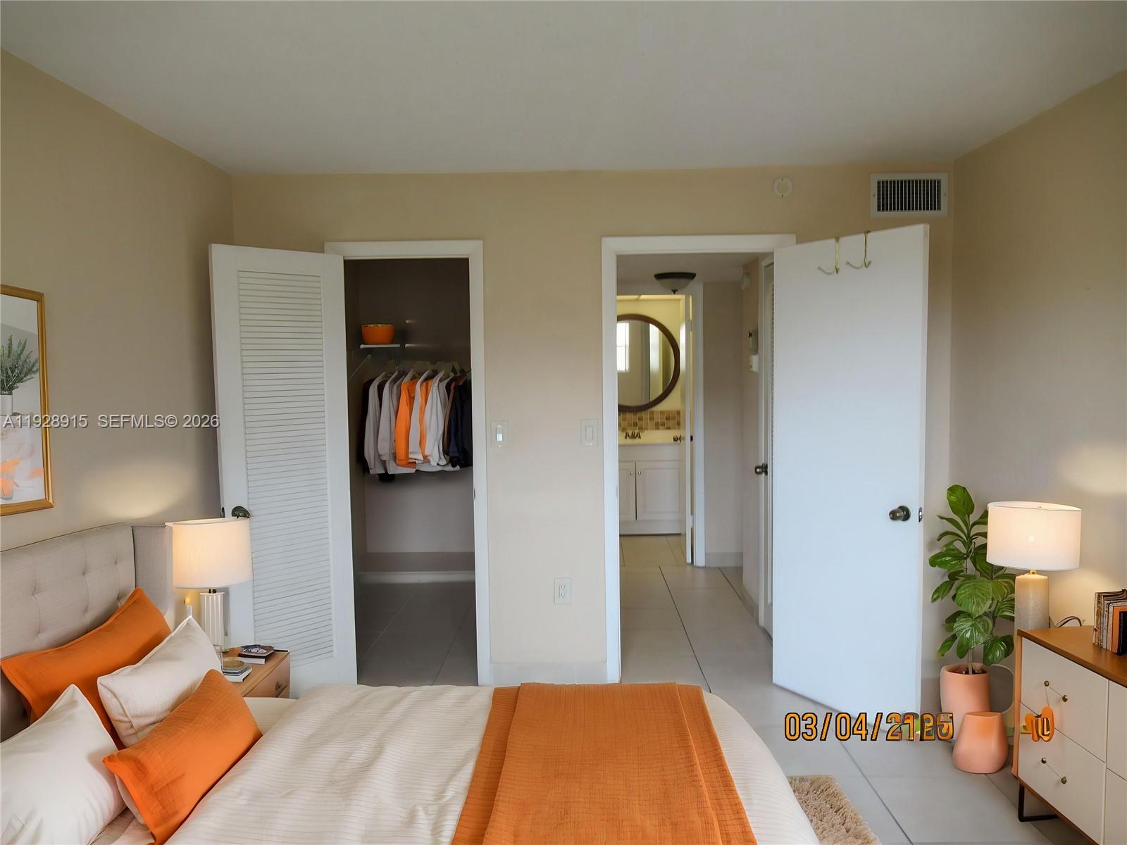 8285 Sunrise Lakes Blvd Unit: 208