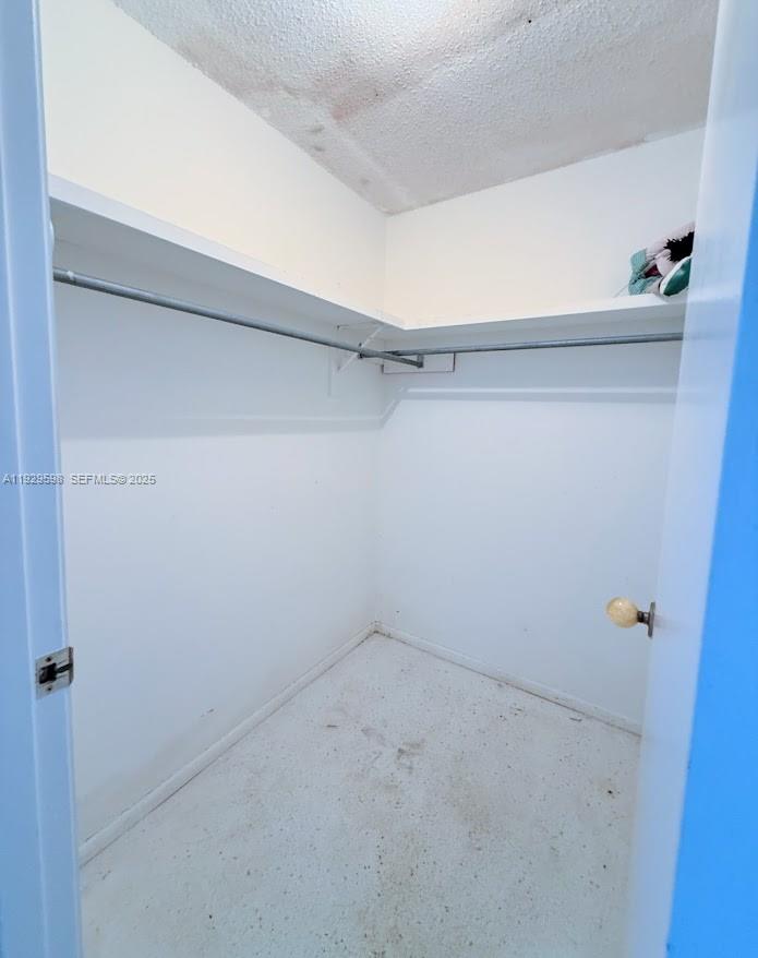 156 Francis Dr NE