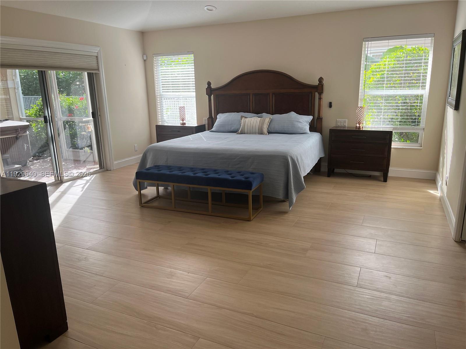 123 Victorian Ln