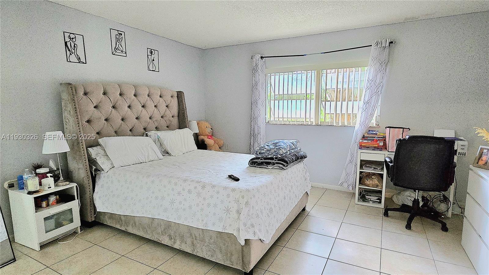 1910 Palmland Dr # 2