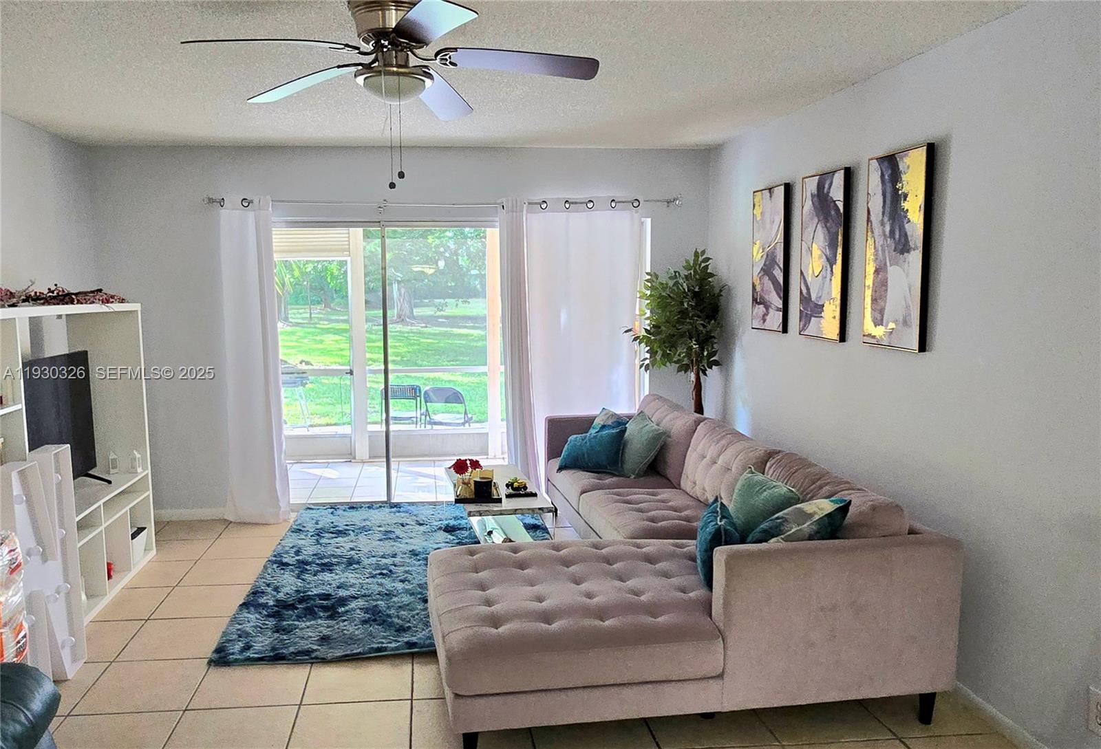 1910 Palmland Dr # 2