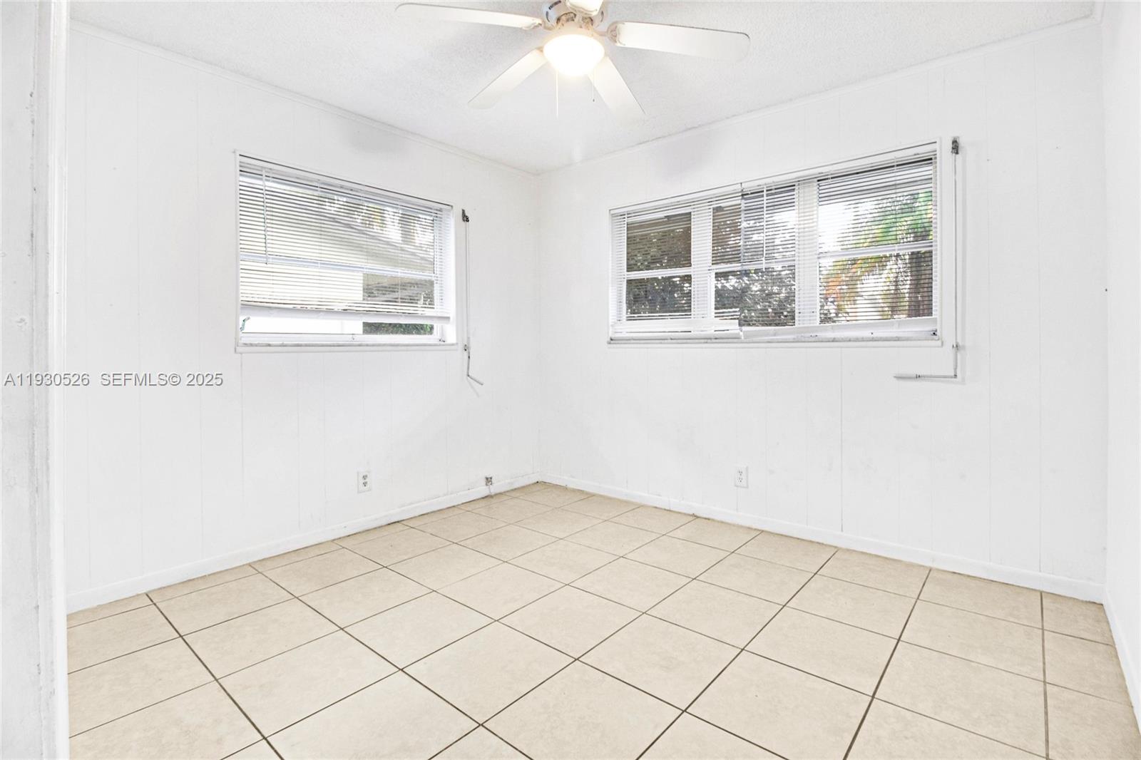 5718 NW 66th Ave