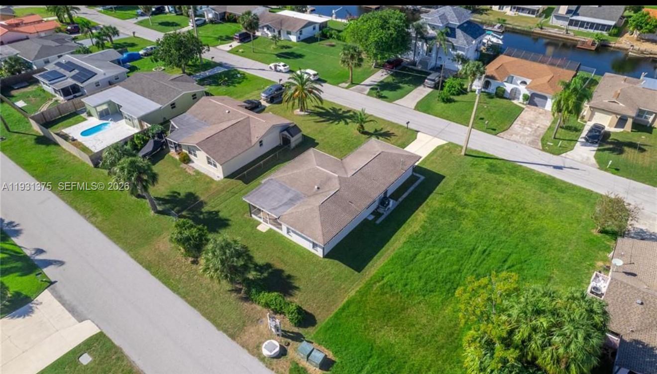 7332 Mako Dr