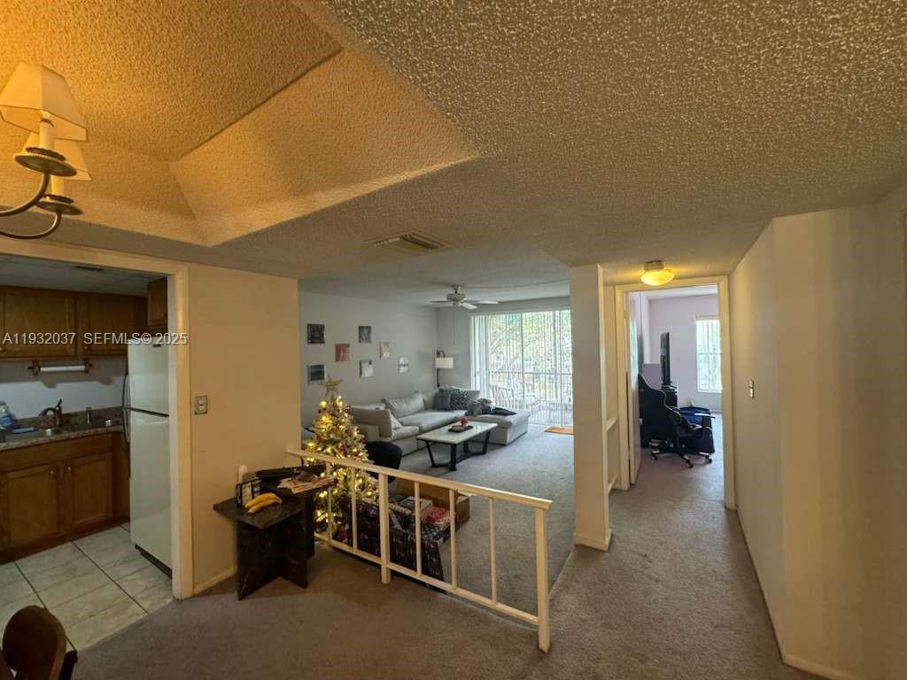 3670 Inverrary Dr # 3S