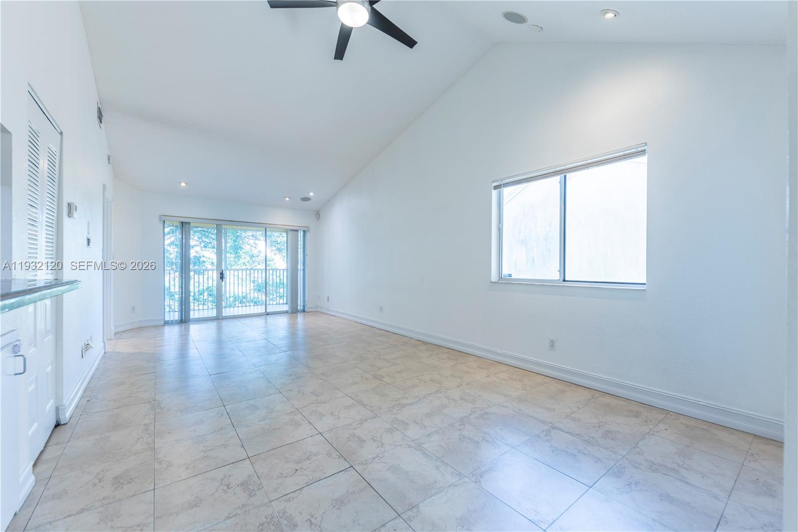 1155 Coral Club Dr # 1155