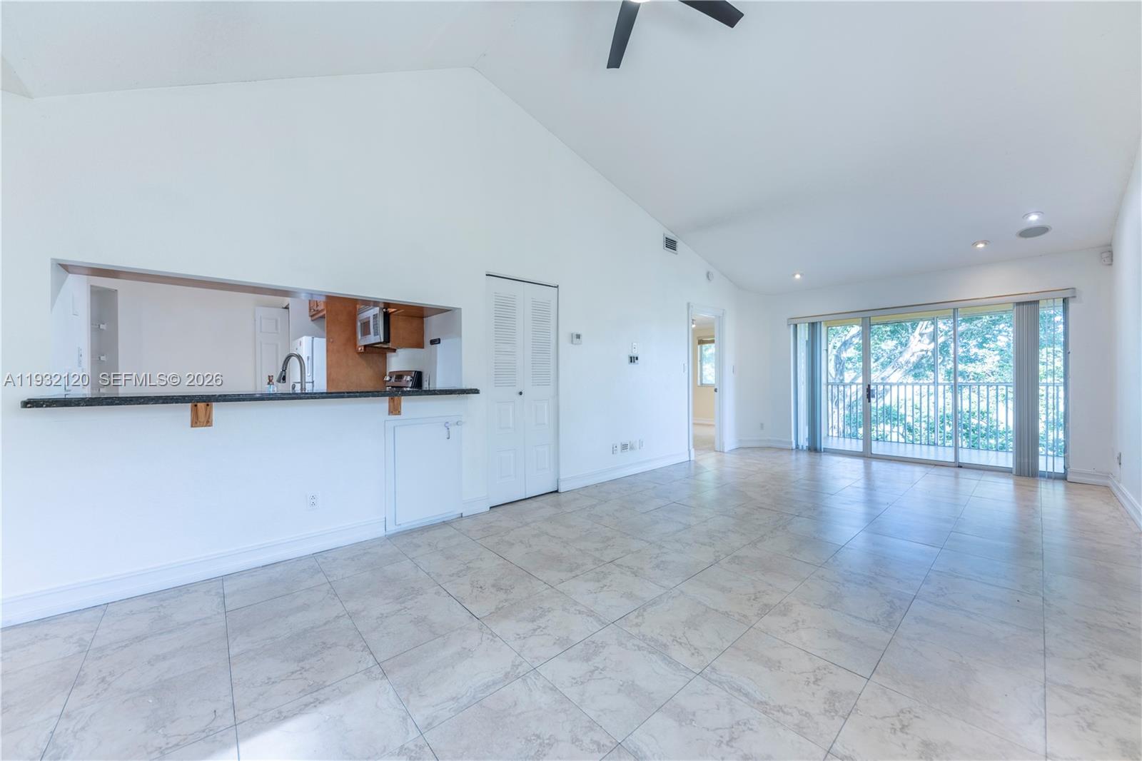 1155 Coral Club Dr # 1155