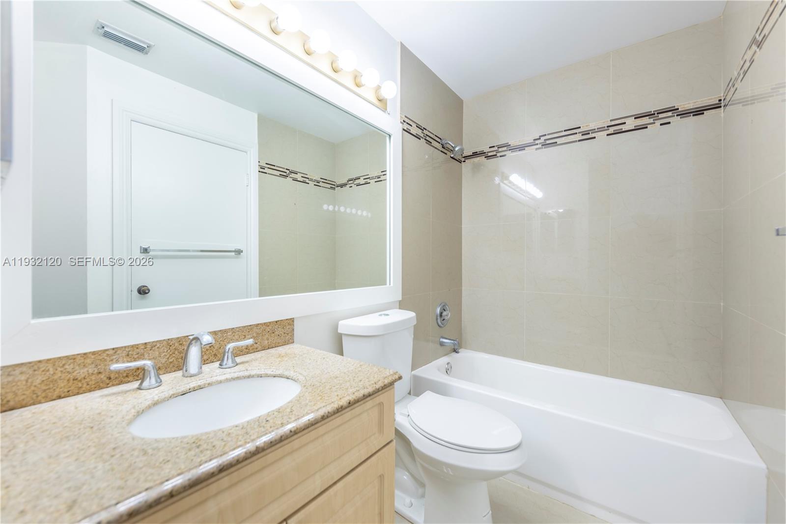 1155 Coral Club Dr # 1155