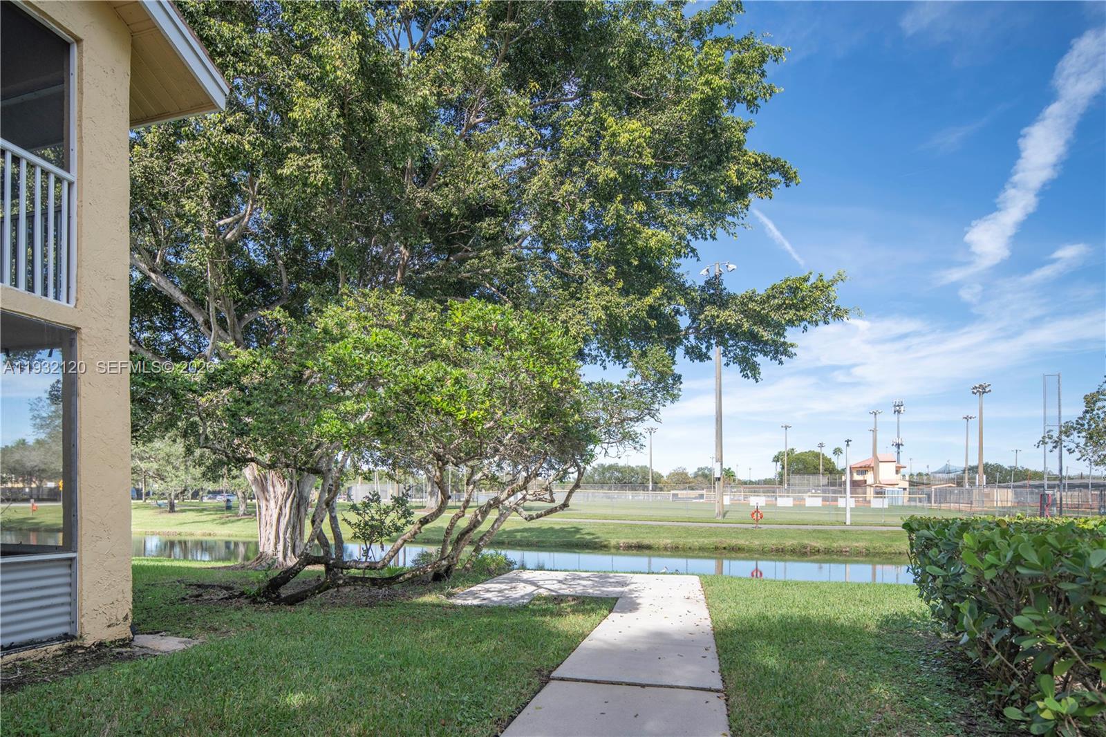 1155 Coral Club Dr # 1155