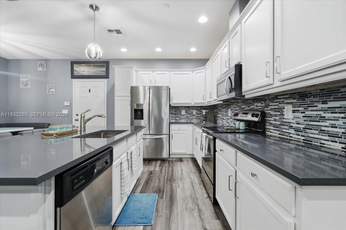 4126 Cascada Cir