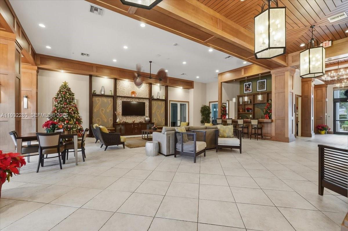 4126 Cascada Cir