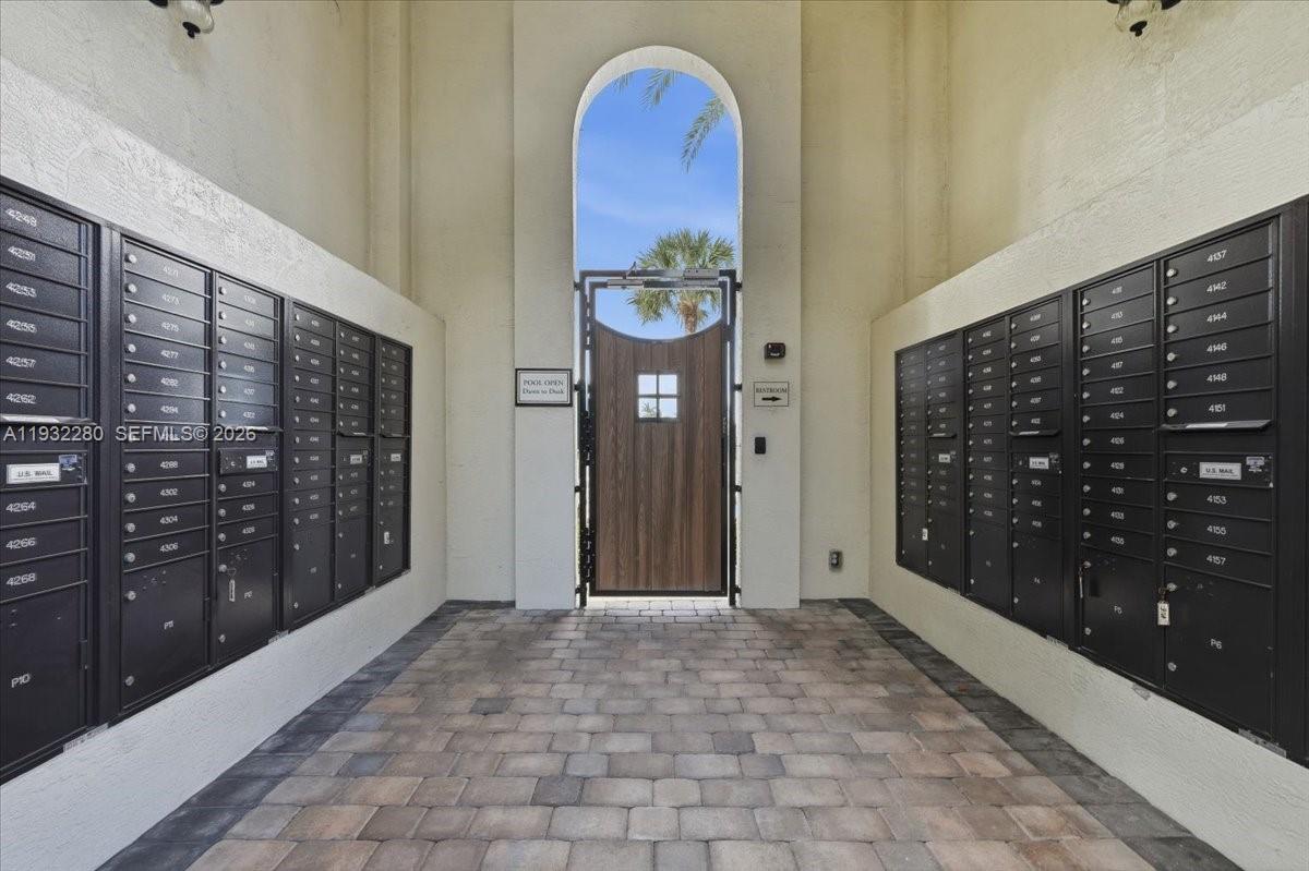 4126 Cascada Cir