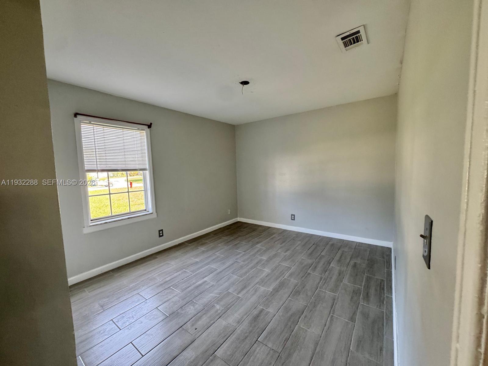 1822 SE Oxmoor Ct, Port St. Lucie
