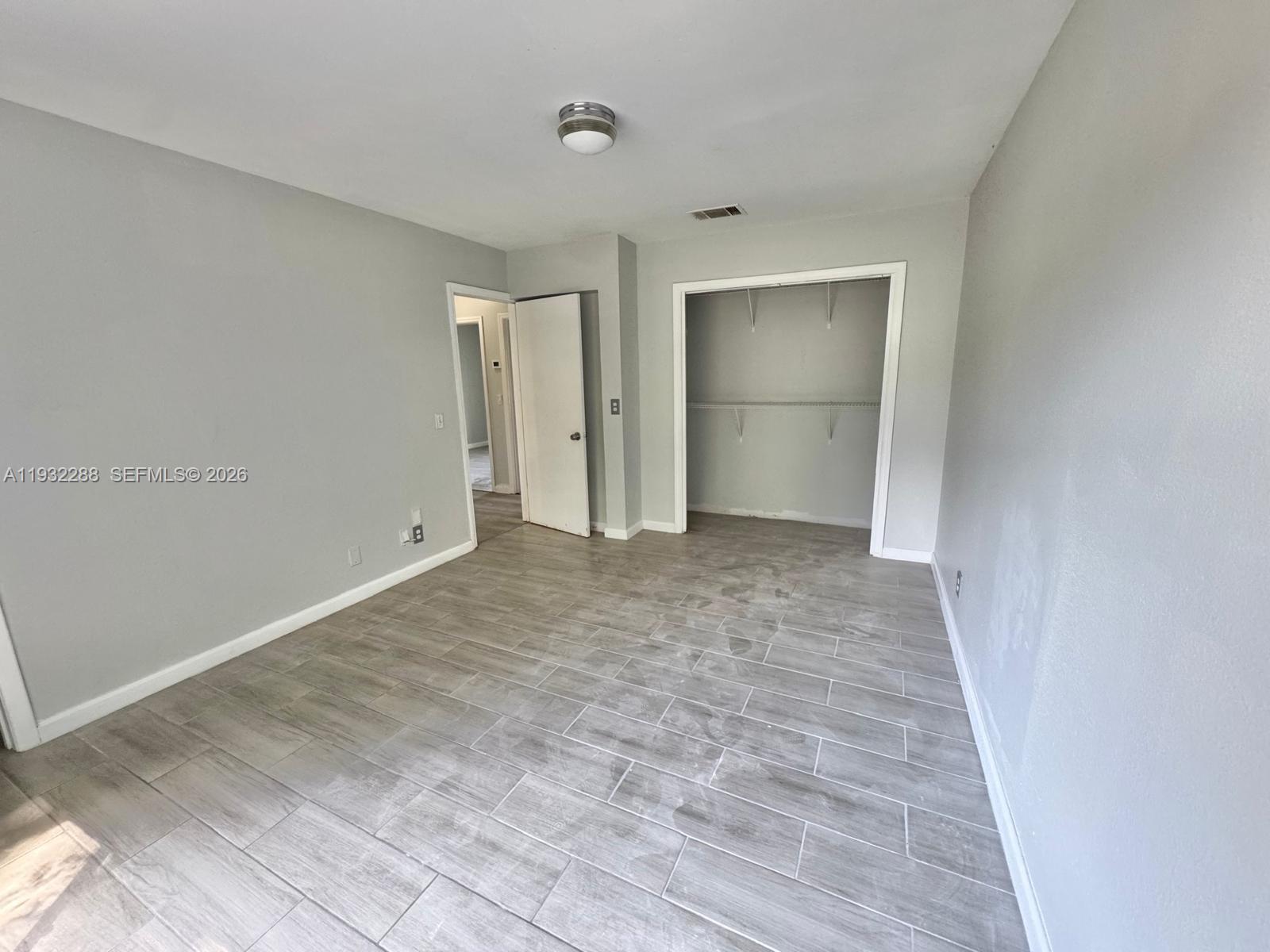 1822 SE Oxmoor Ct, Port St. Lucie