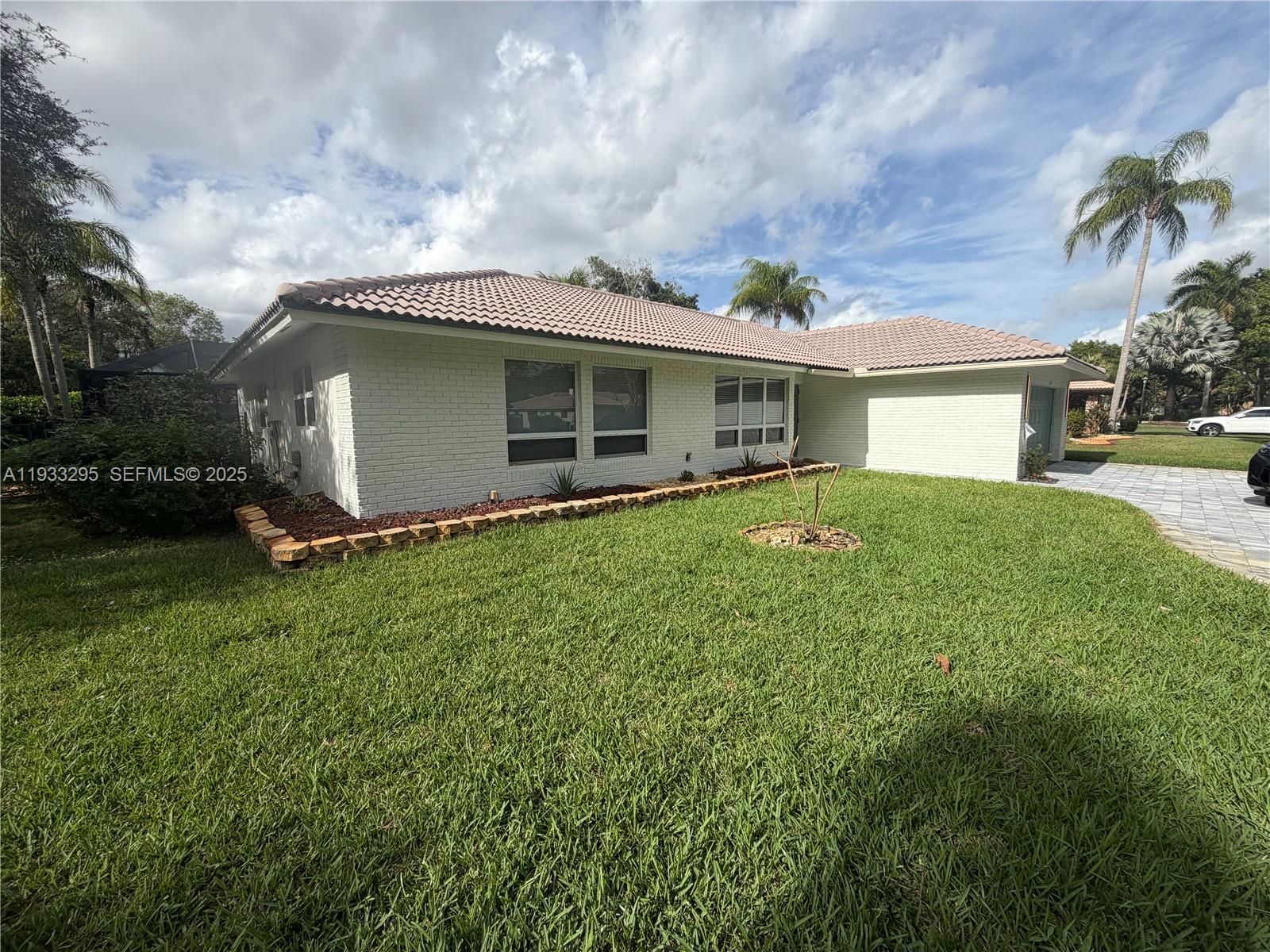 1218 NW 111th Ave