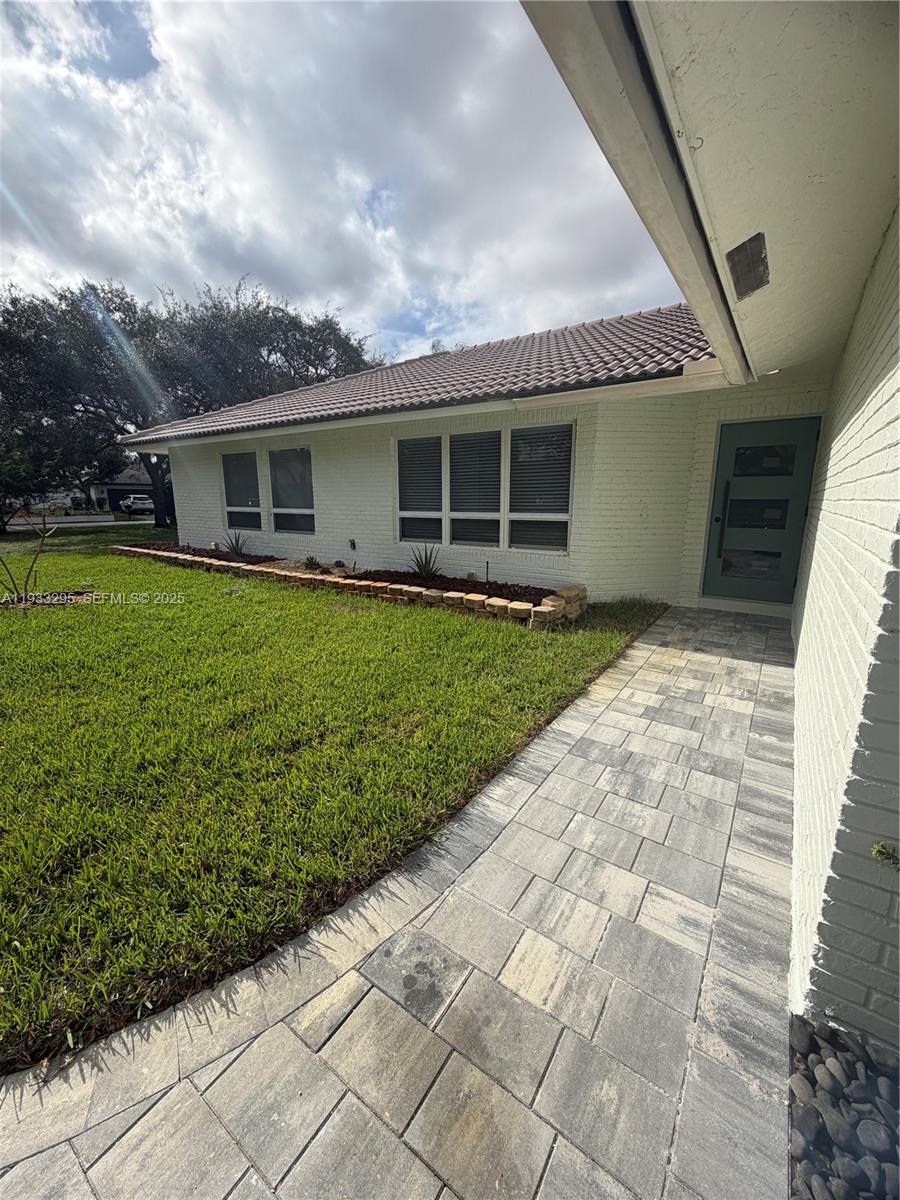 1218 NW 111th Ave