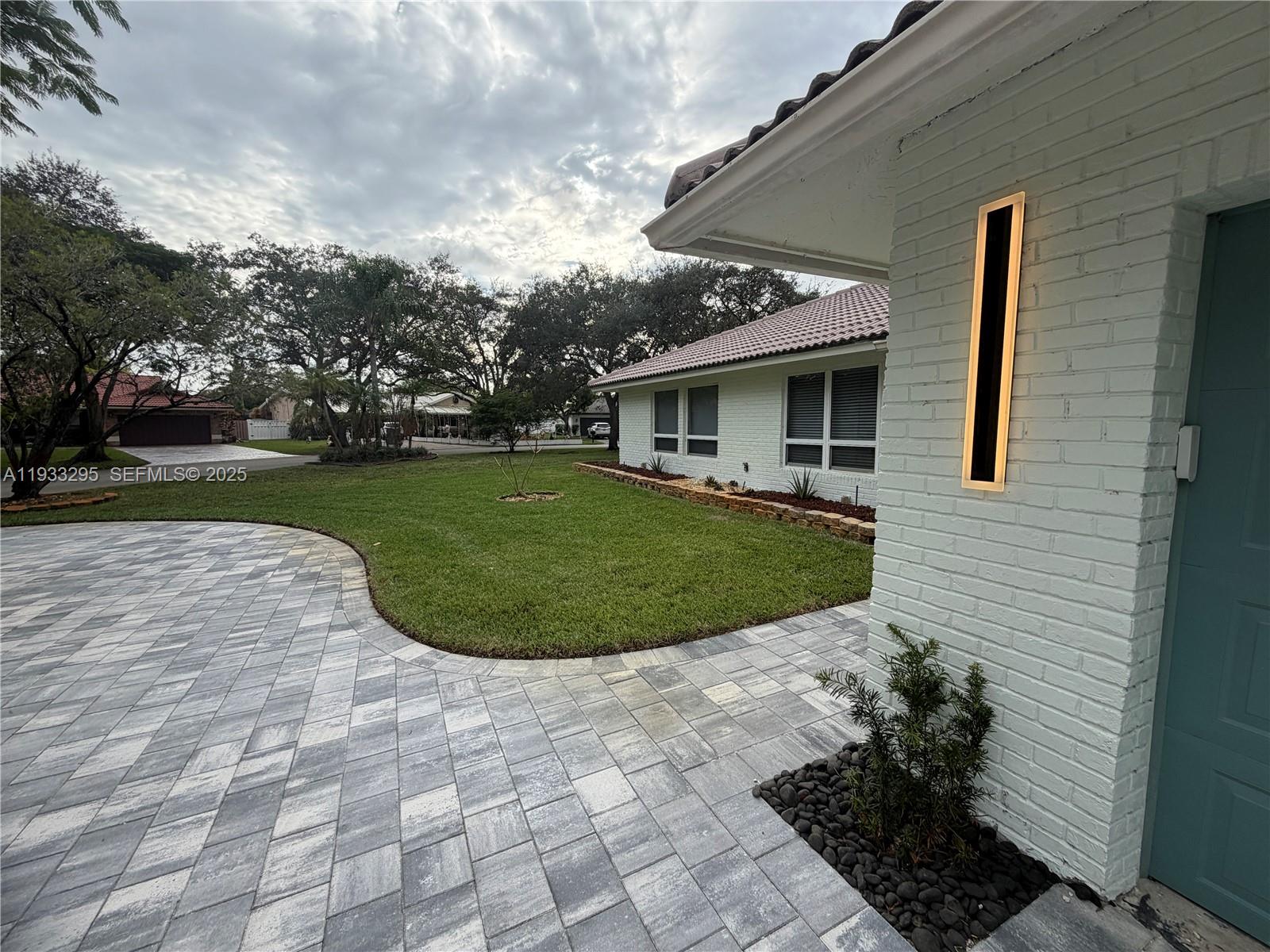 1218 NW 111th Ave
