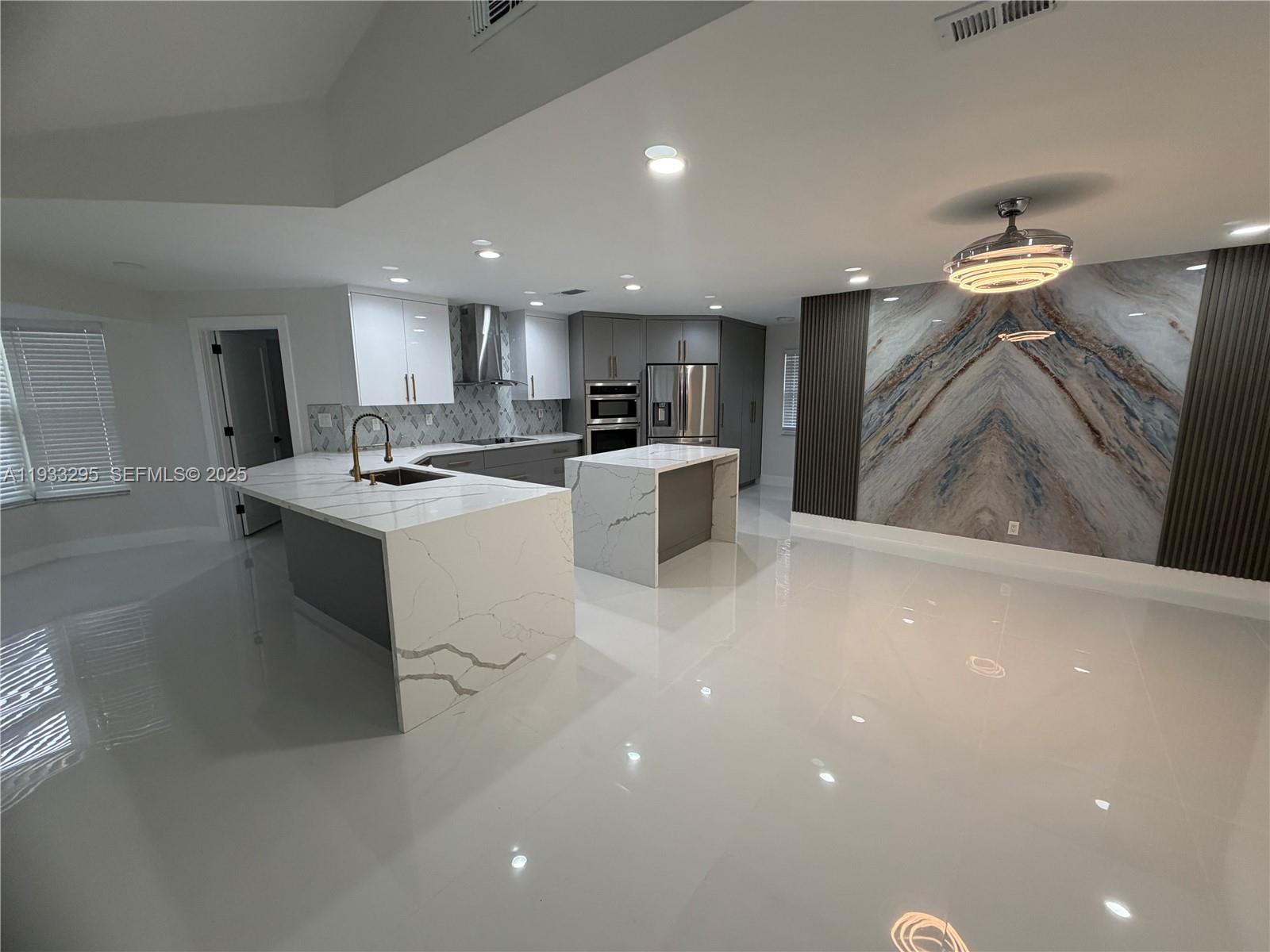 1218 NW 111th Ave
