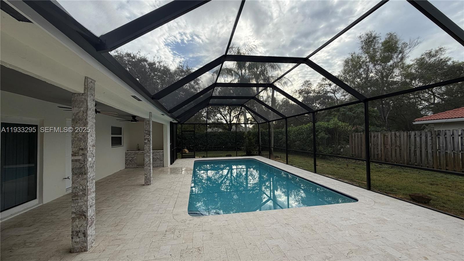 1218 NW 111th Ave