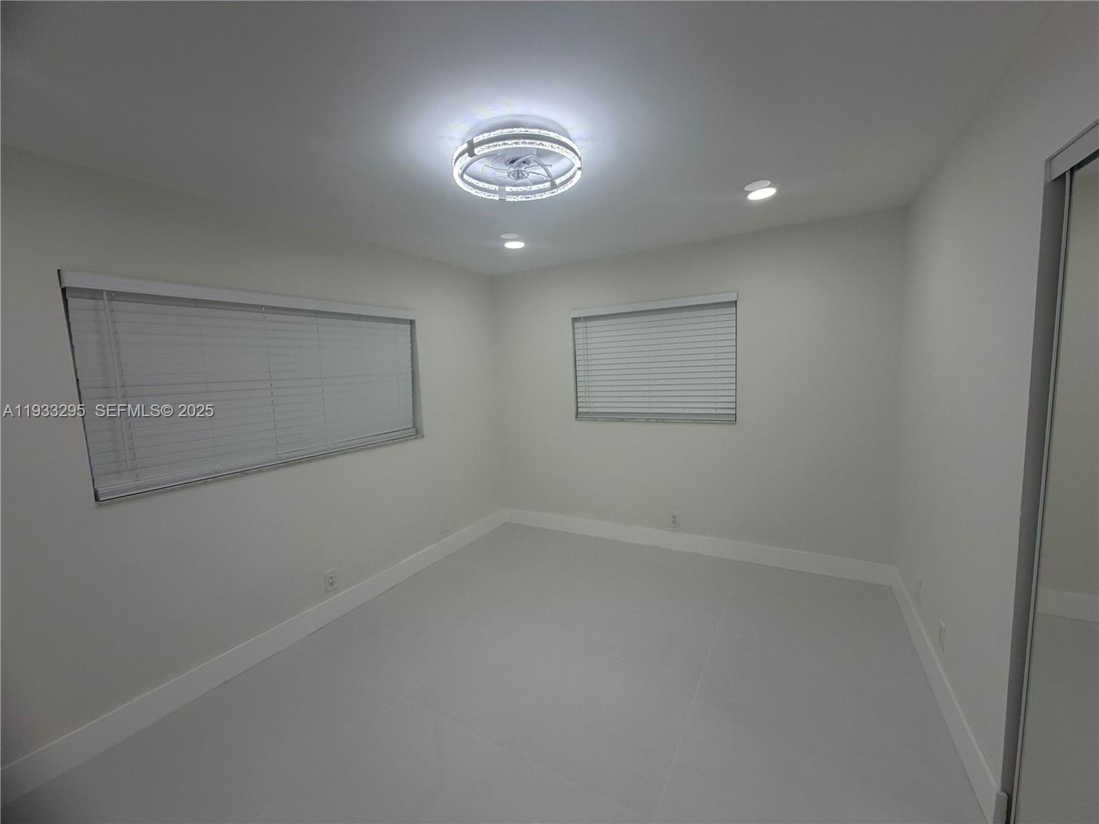 1218 NW 111th Ave