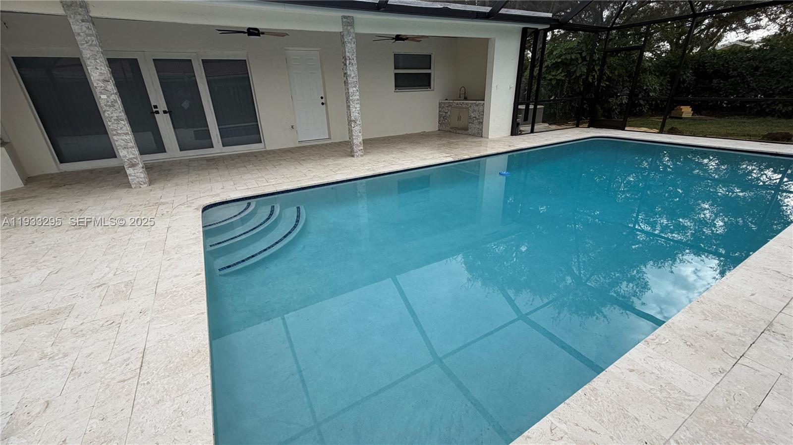 1218 NW 111th Ave