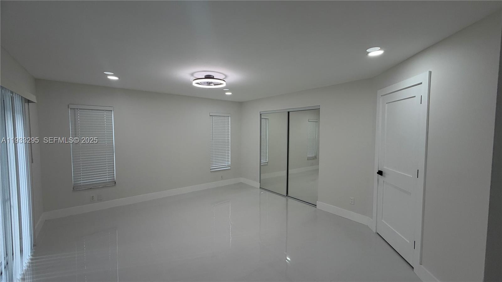 1218 NW 111th Ave