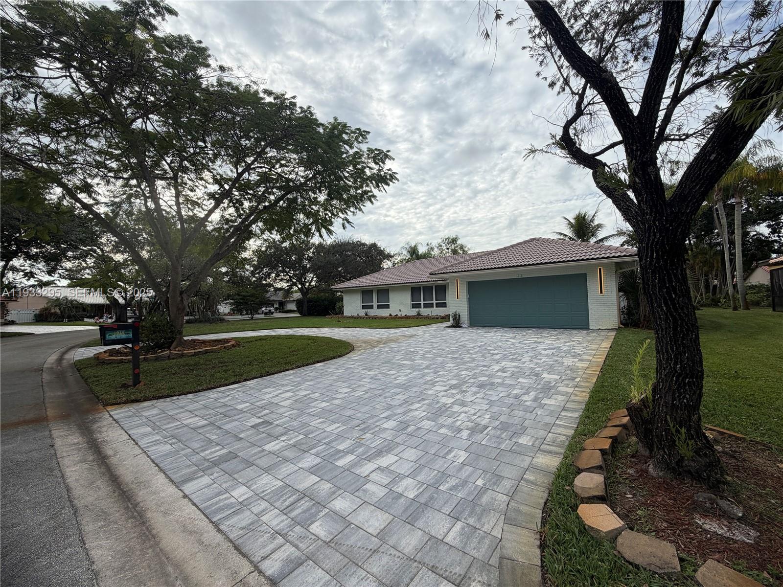 1218 NW 111th Ave