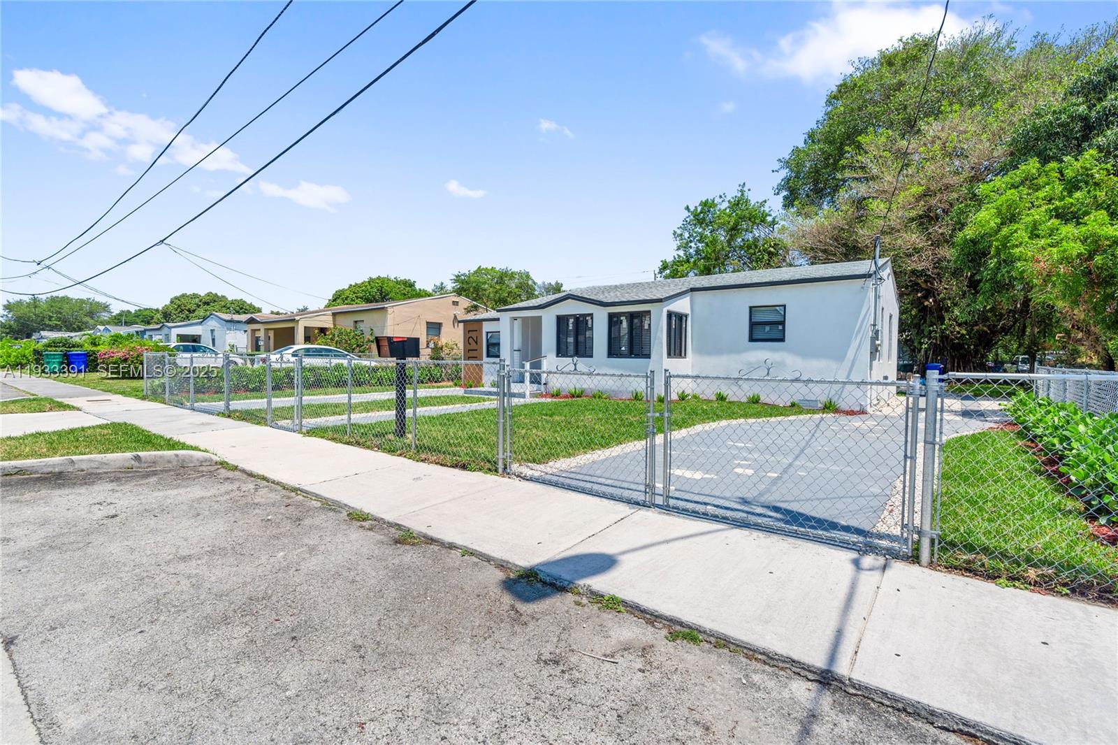 1121 NW 57th St