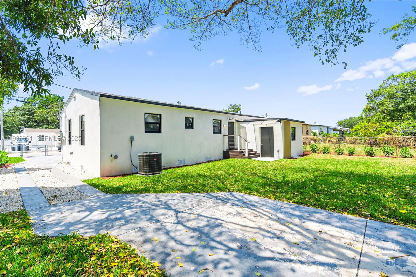 1121 NW 57th St
