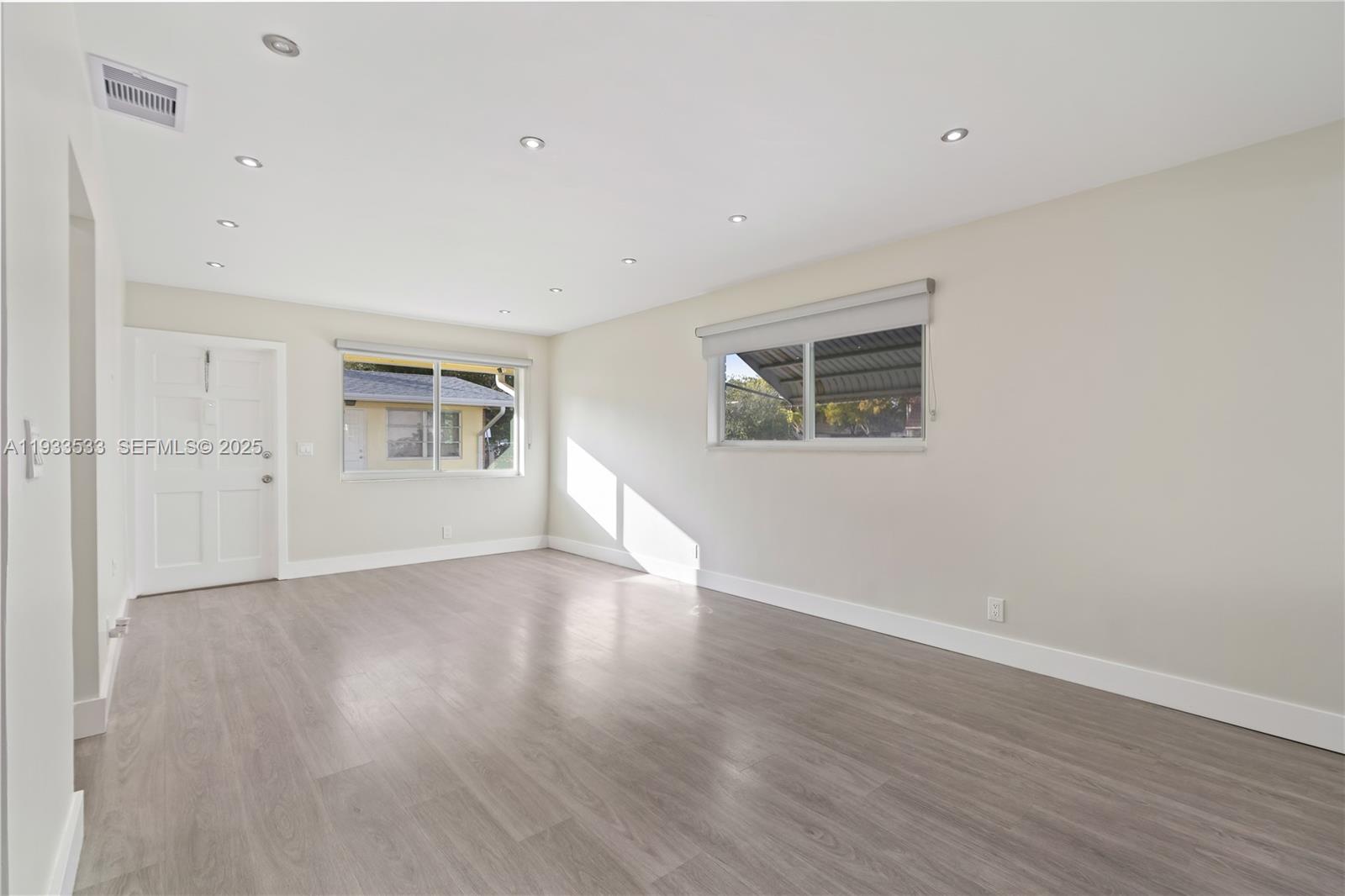 2312 Van Buren St # 1