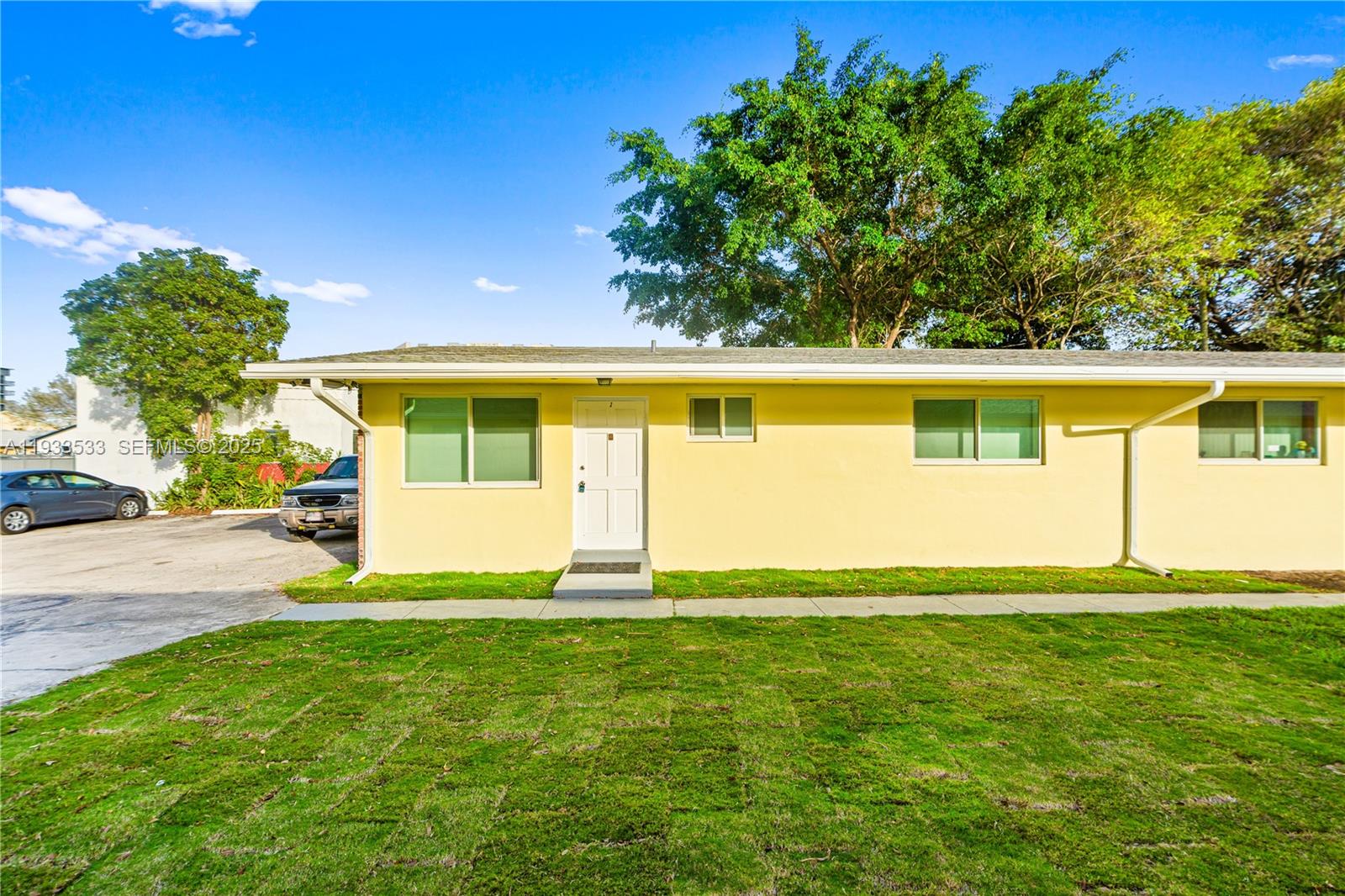 2312 Van Buren St # 1