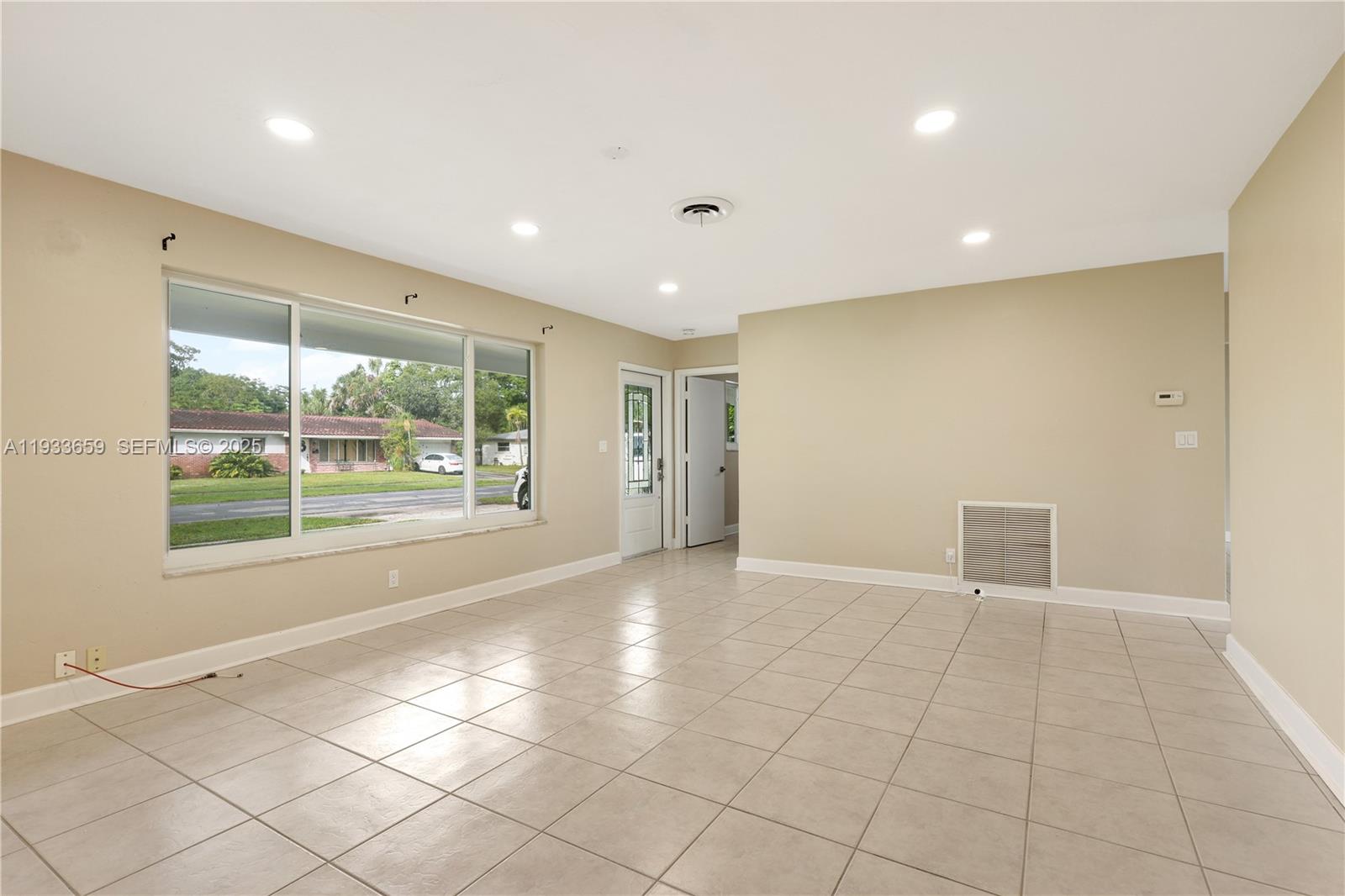 142 SW 53rd Ave