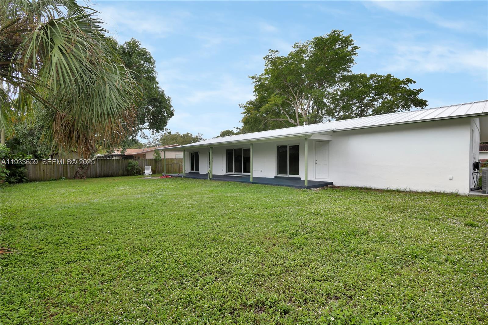 142 SW 53rd Ave