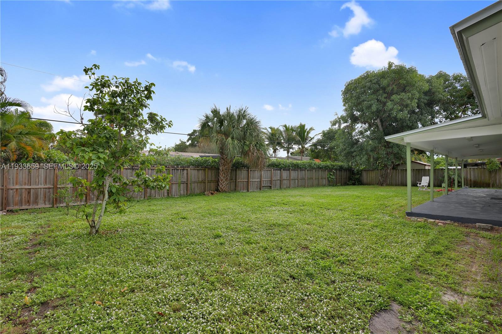 142 SW 53rd Ave