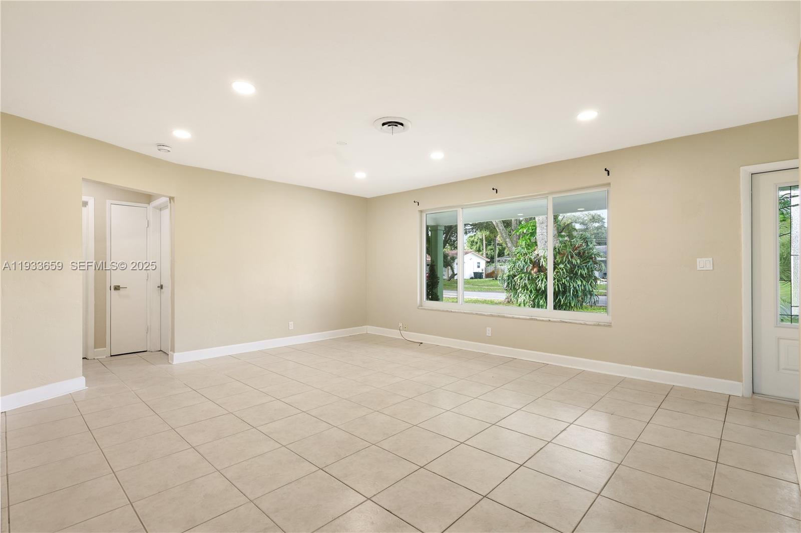 142 SW 53rd Ave
