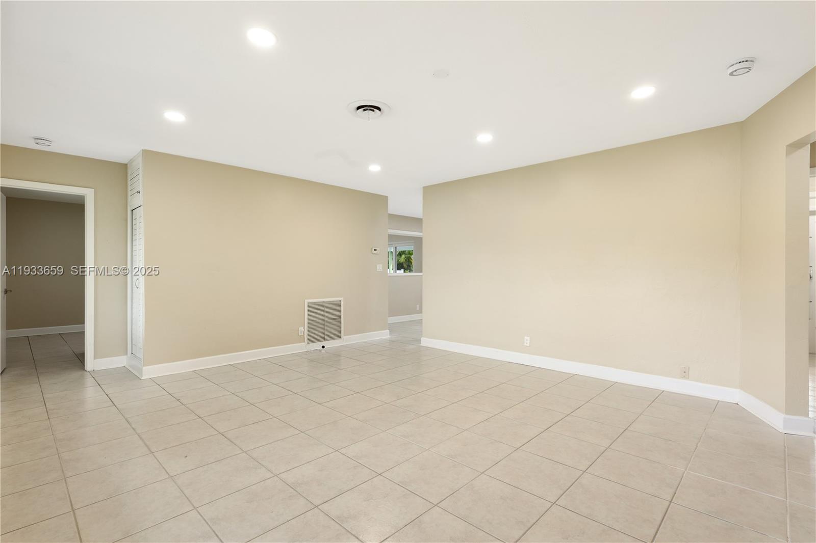 142 SW 53rd Ave