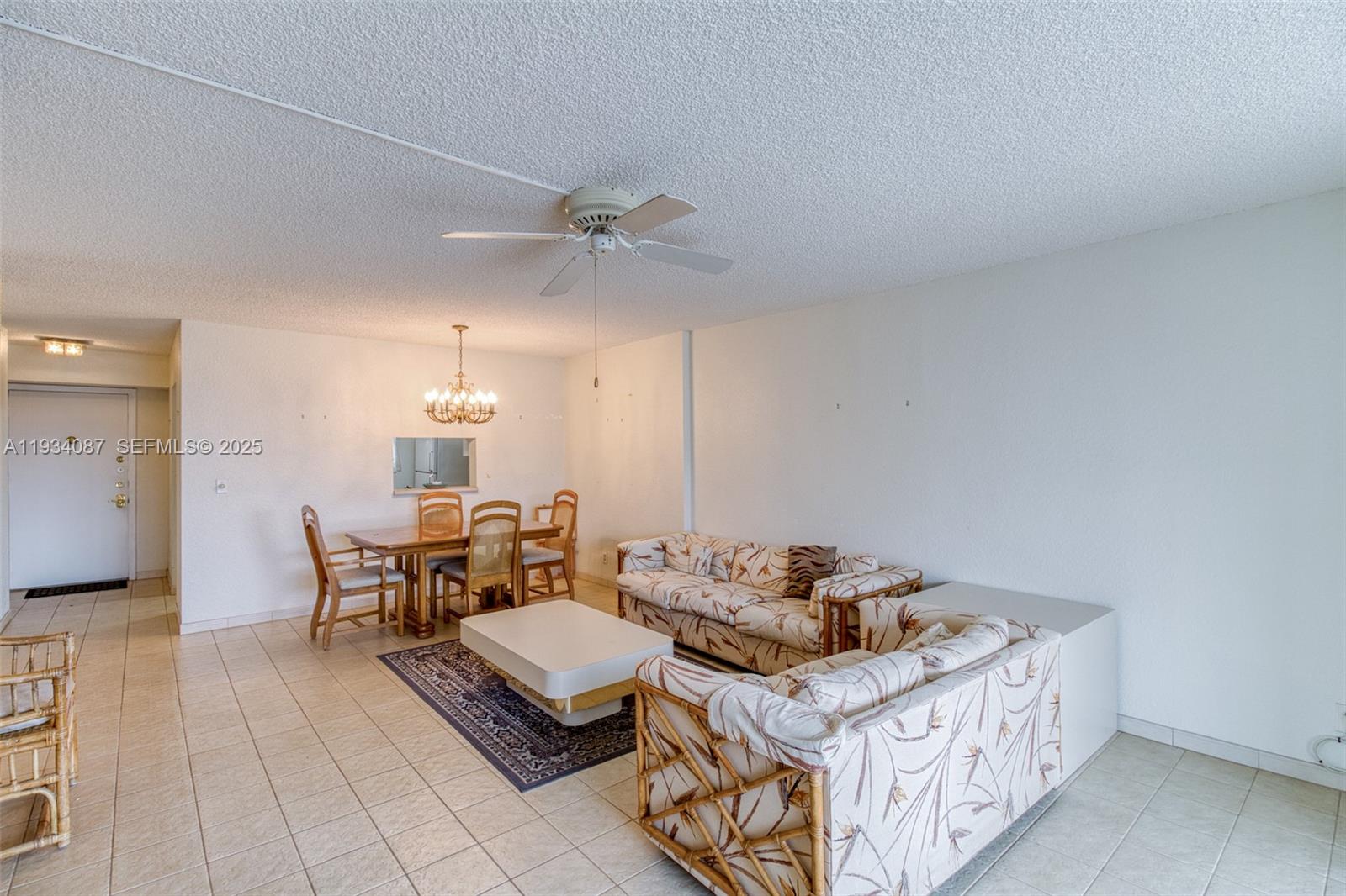 314 SE 10th St # 406