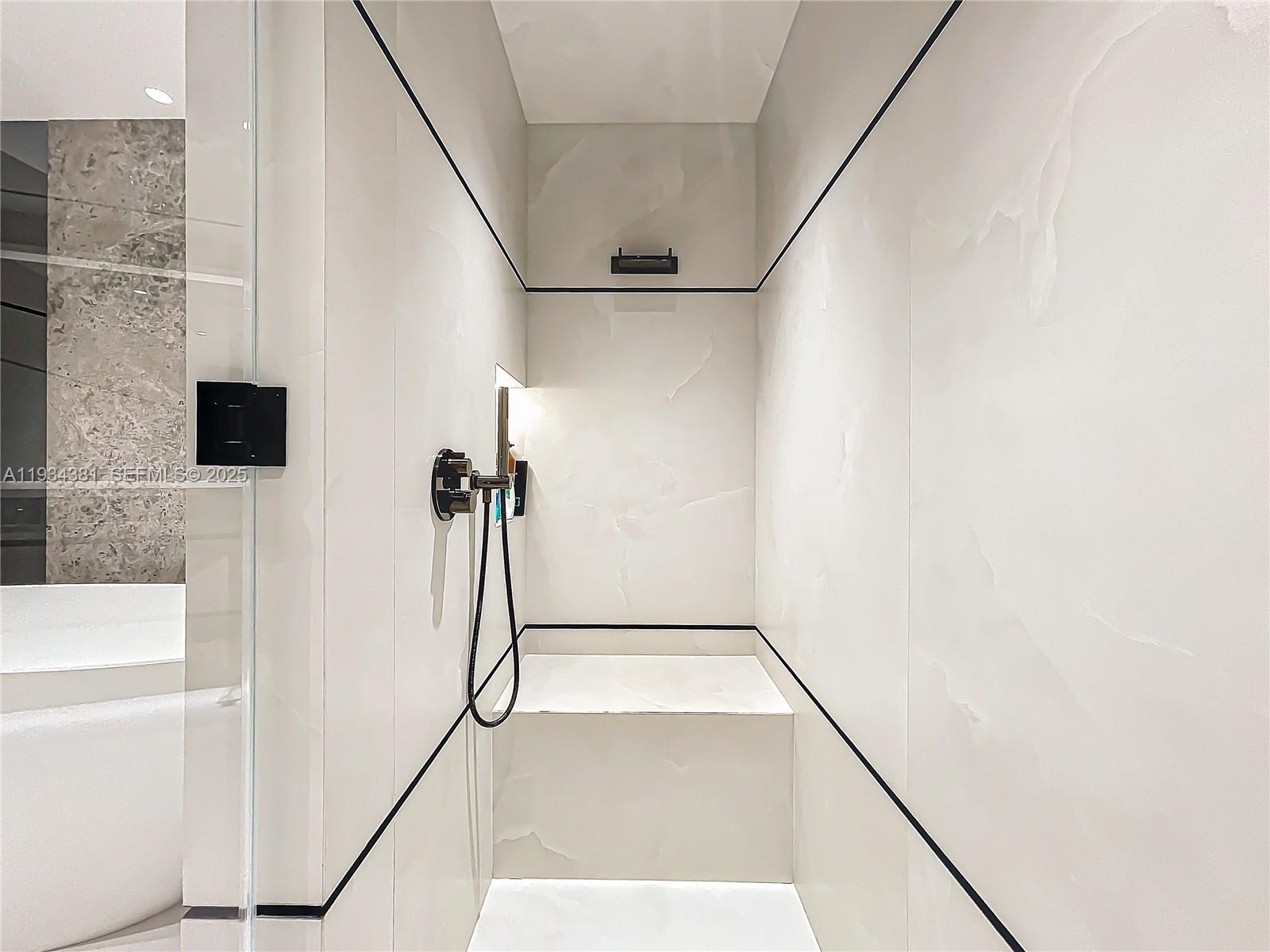 3501 N Ocean Dr # V5