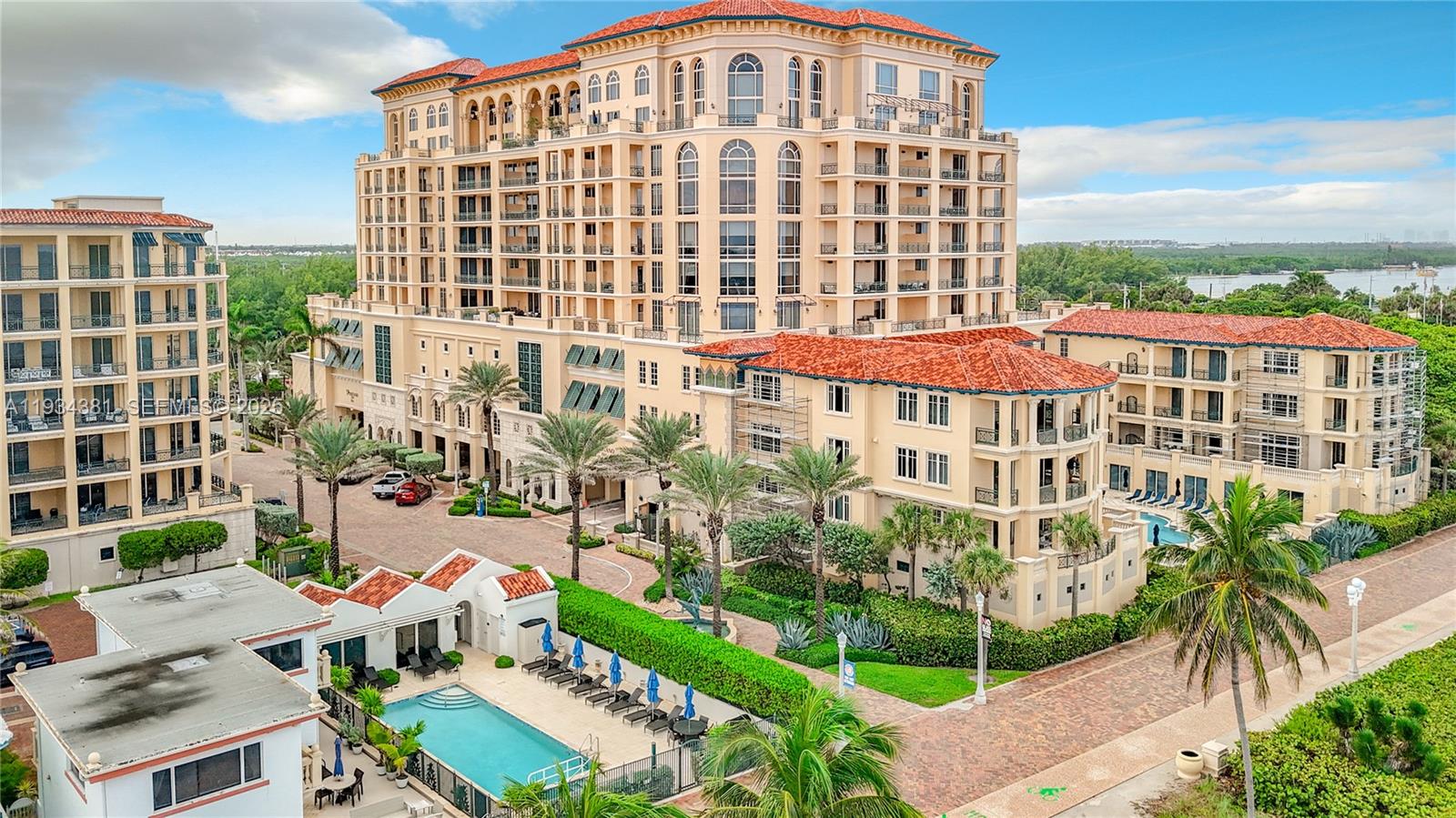 3501 N Ocean Dr # V5