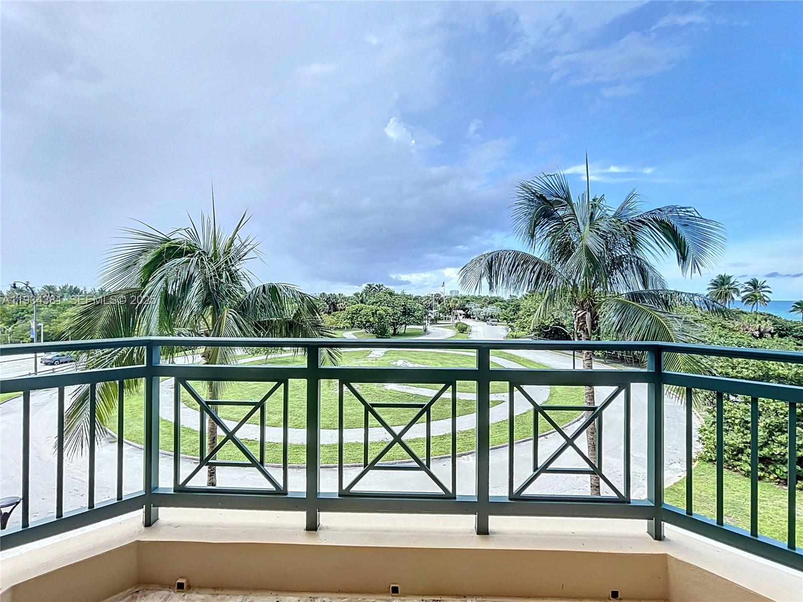 3501 N Ocean Dr # V5