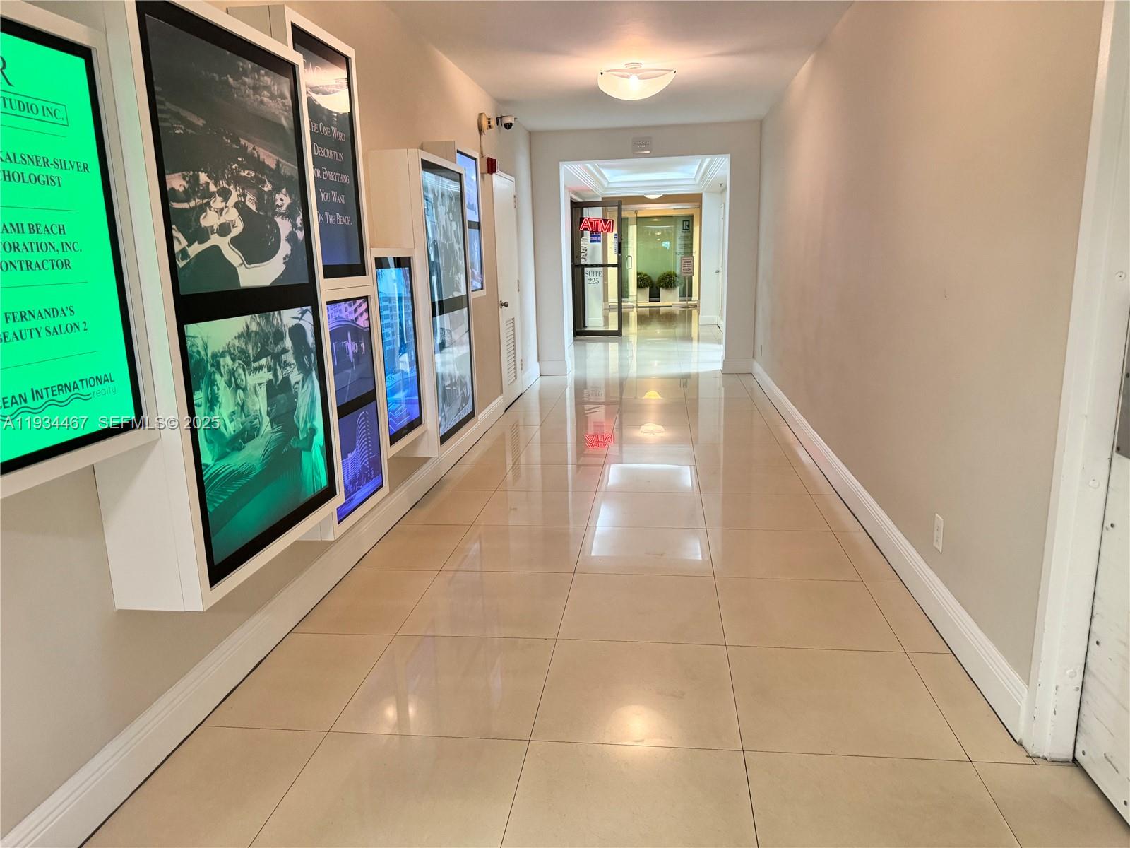 5161 Collins Ave # 916