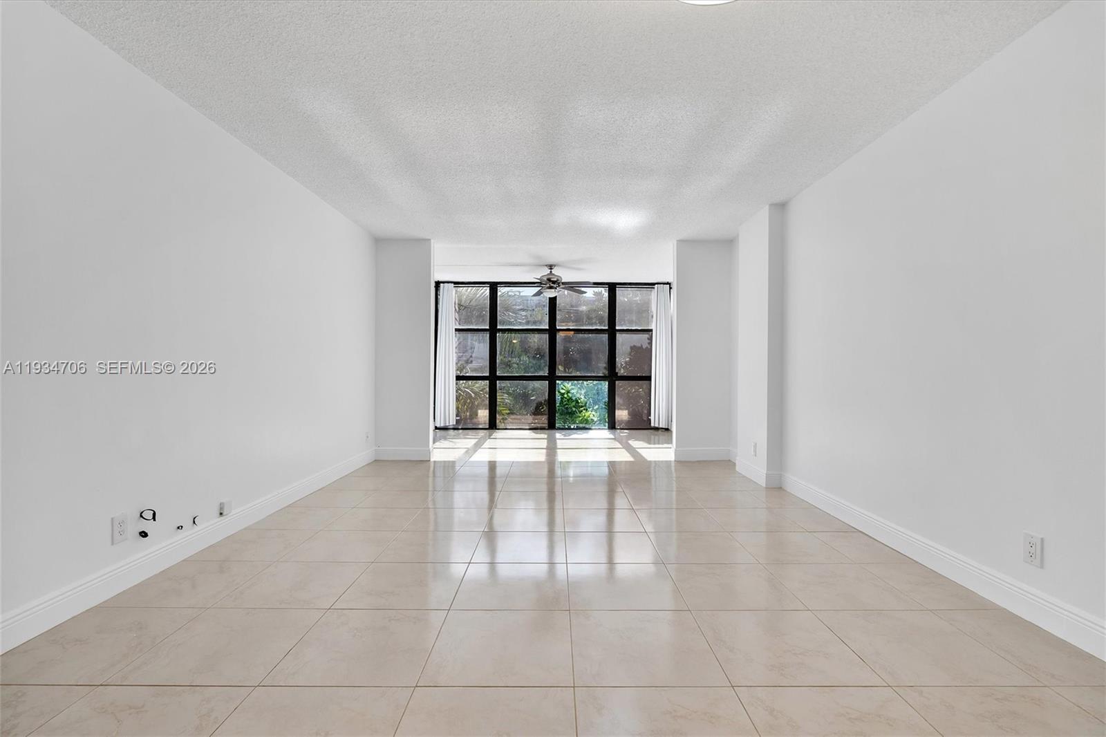 1000 Parkview Dr # 316