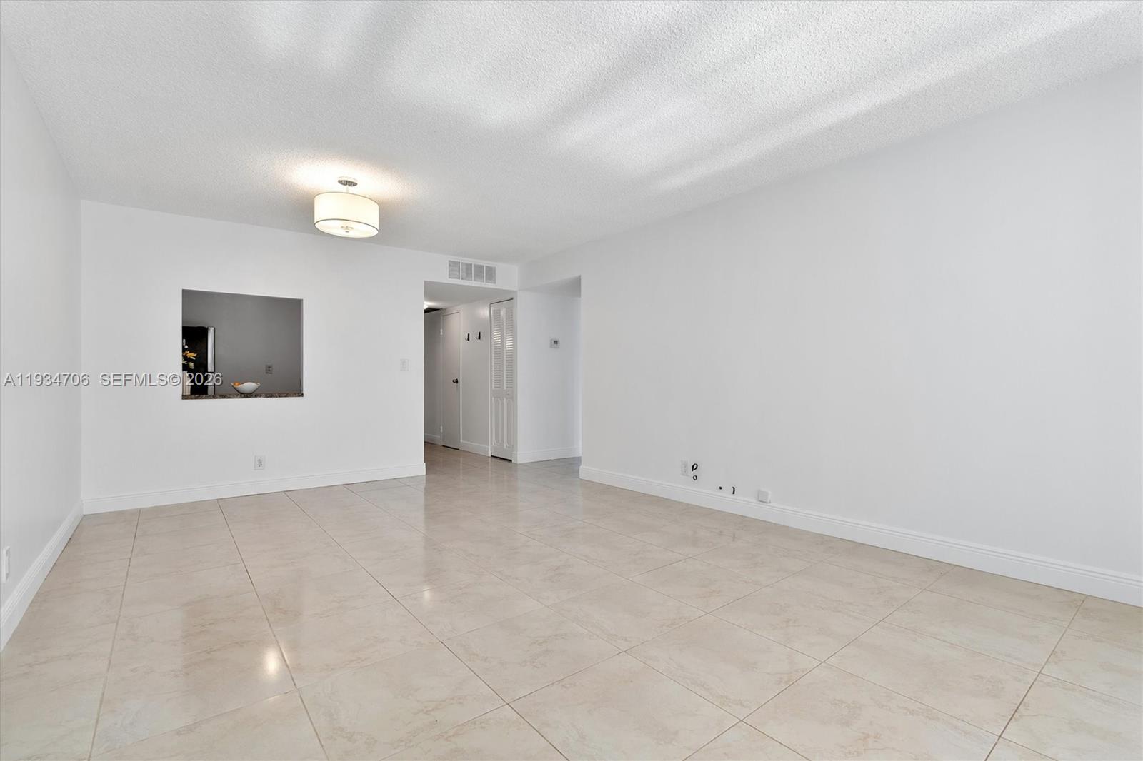 1000 Parkview Dr # 316